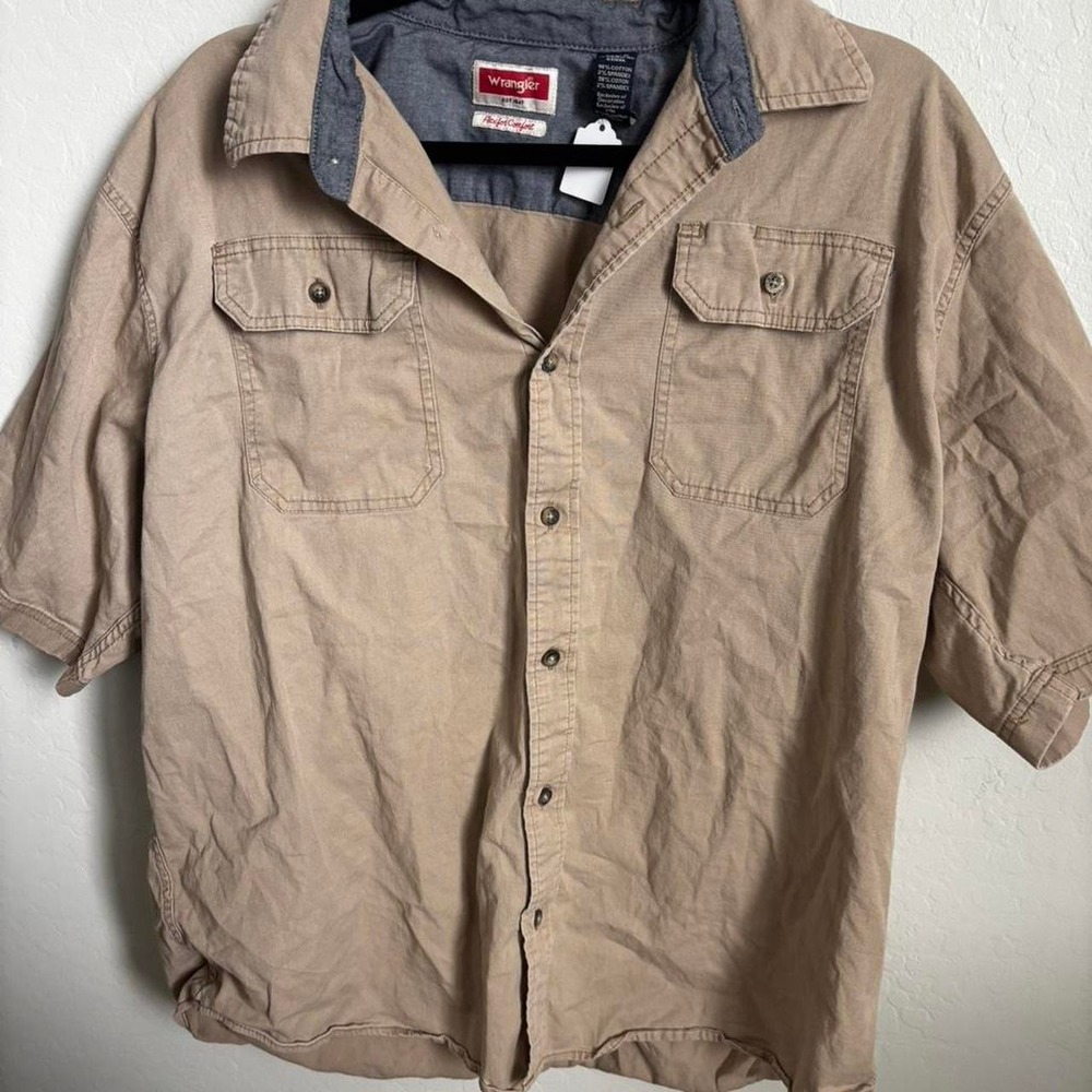 Wrangler button-front shirt in a versatile tan/khaki color